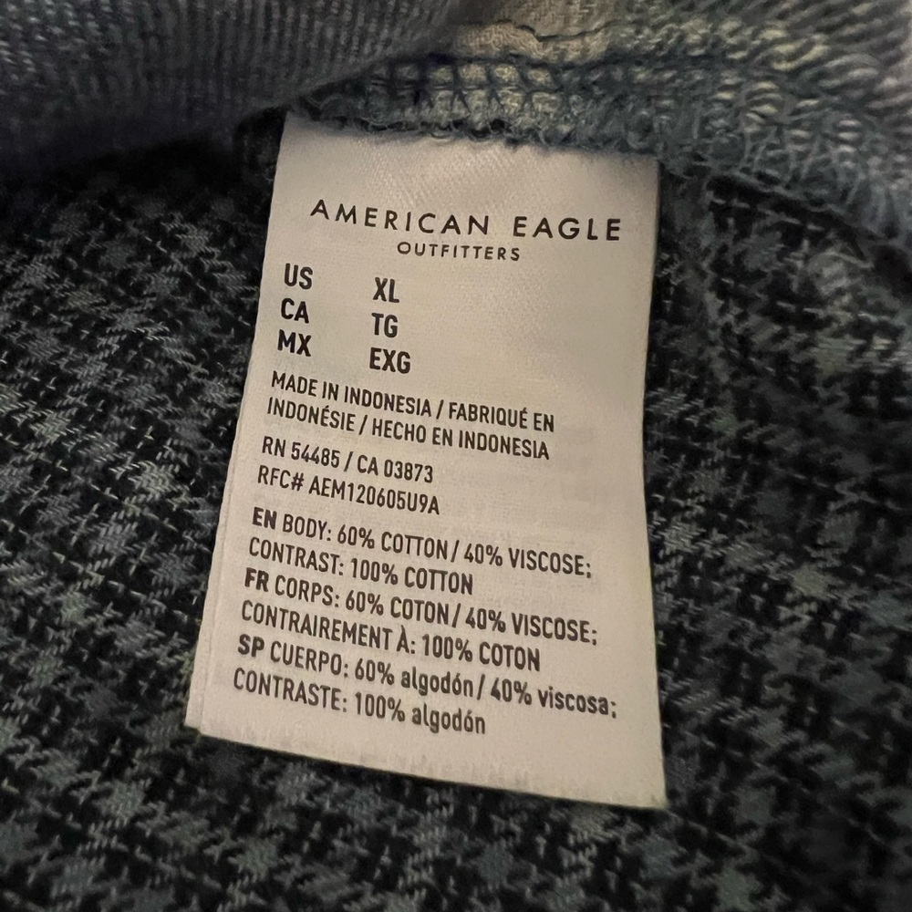 NWT Women’s American Eagle Outfitters Mixed Plaid Blue Shirt - Picture 4 of 5